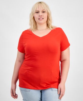Aveto - Trendy Plus Size Fitted V-Neck T-Shirt