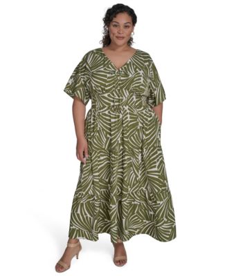 Jessica Howard - Plus Size Printed V-Neck Maxi Dress