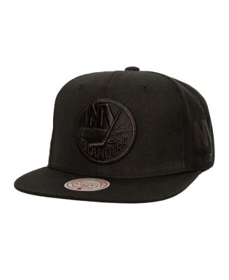 Mitchell & Ness - Men's Black New York Islanders Soul Strike Cultivated Pearl Tonal Snapback Hat