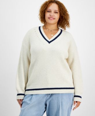 On 34th - Trendy Plus Size V-Neck Tipped Sweater