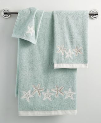 Avanti - Sequin Shells 11"x 18" Fingertip Towel