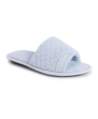 MUK LUKS